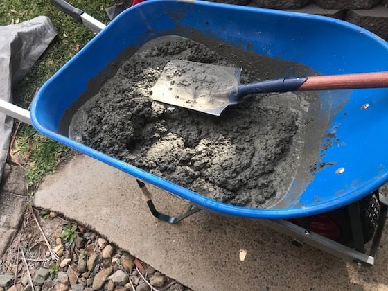how to hand-mix concrete
